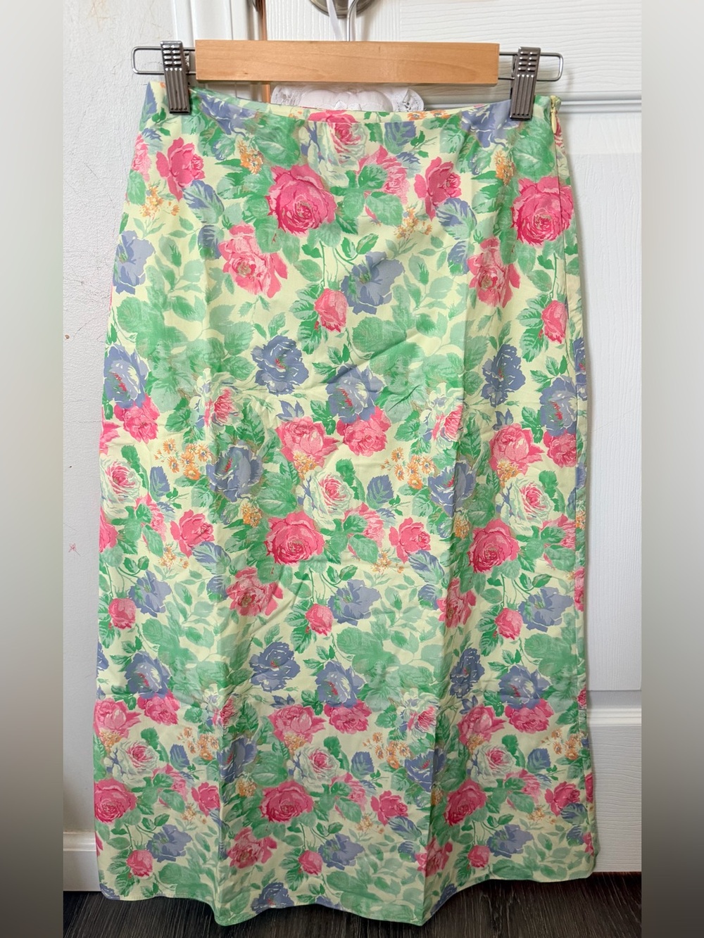 NWOT/  vintage inspired oil painting midi skirt